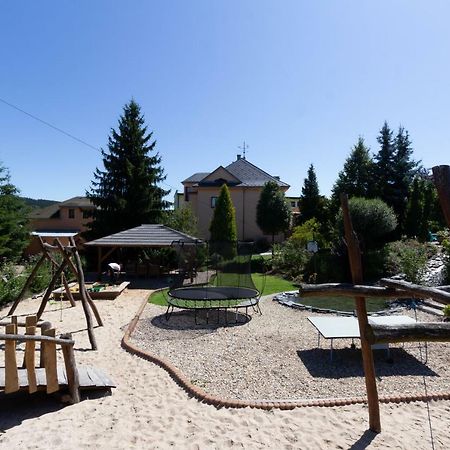 Apartmany Pemi Potstejn Luaran gambar