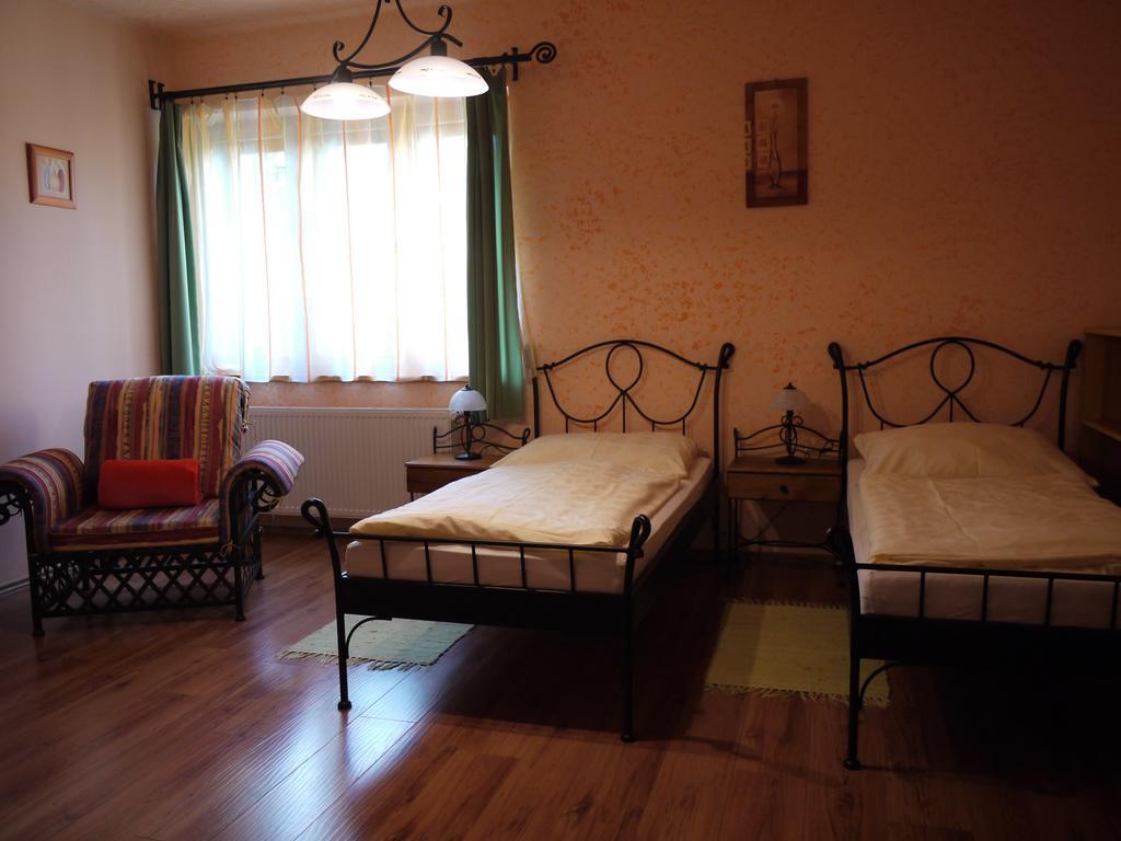 Apartmany Pemi Potstejn Luaran gambar