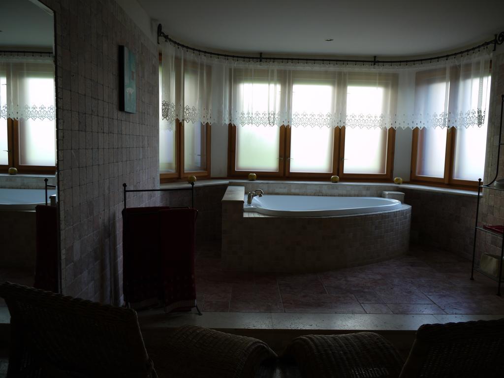 Apartmany Pemi Potstejn Luaran gambar
