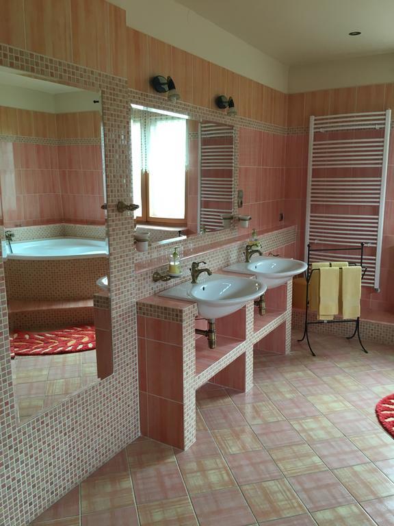 Apartmany Pemi Potstejn Luaran gambar