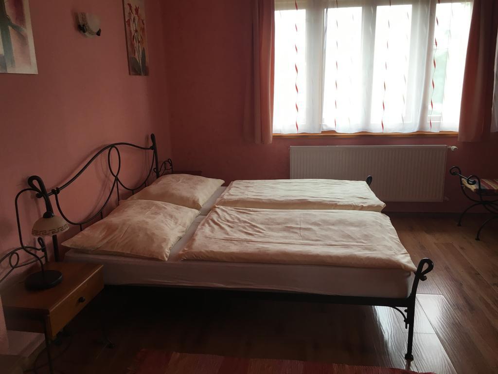 Apartmany Pemi Potstejn Luaran gambar
