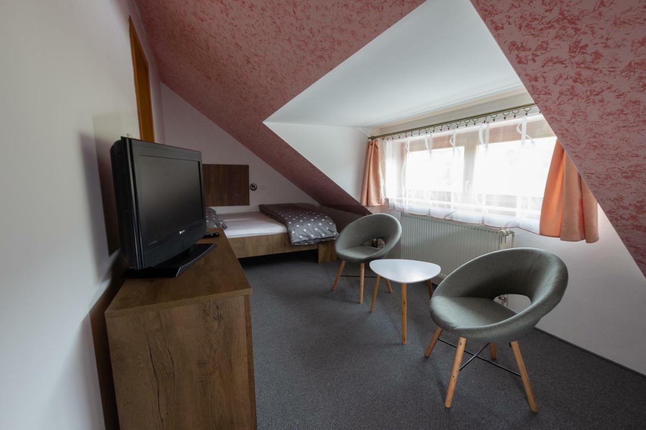 Apartmany Pemi Potstejn Luaran gambar